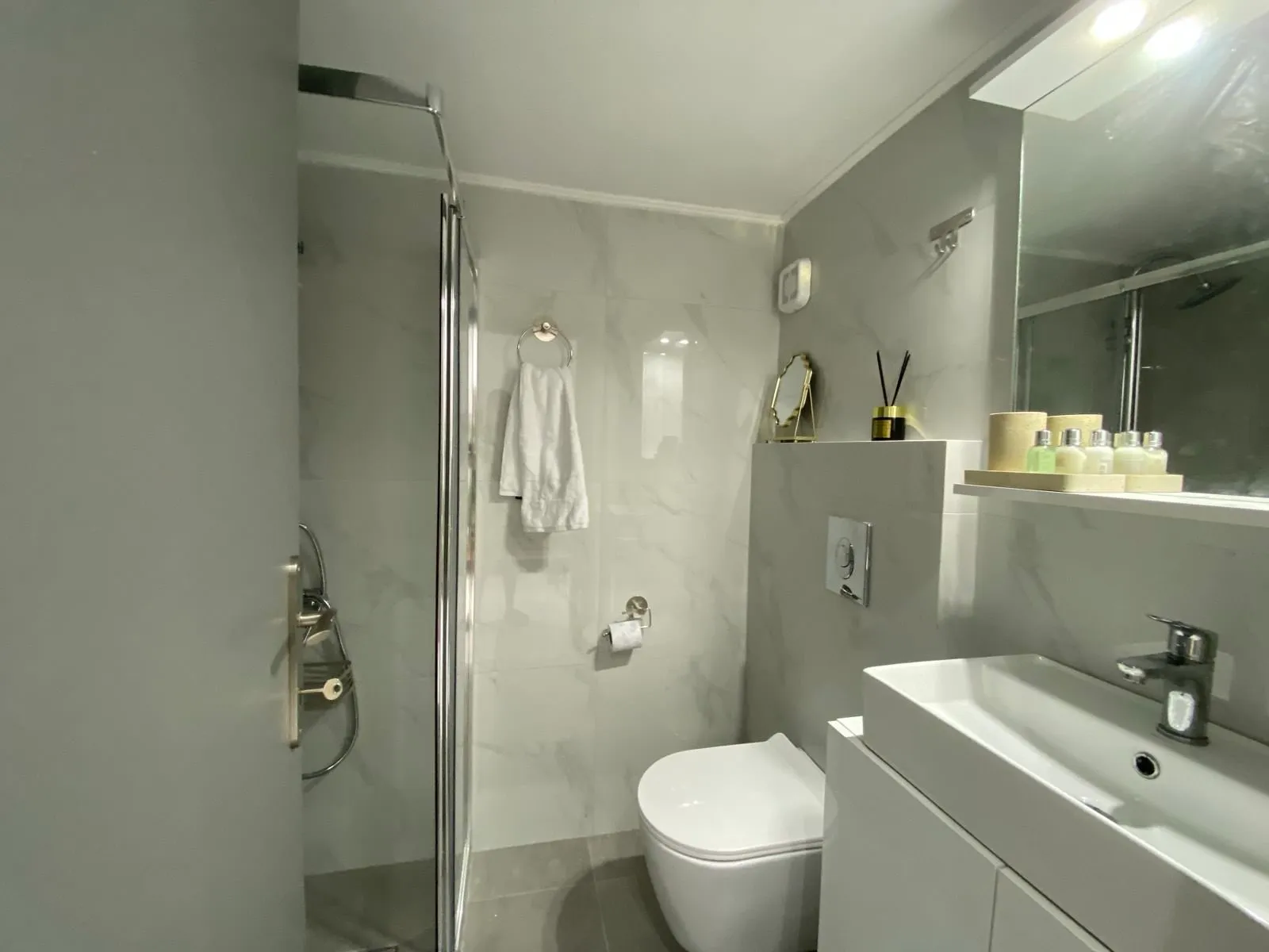 Loutraki Beachfront Flat, Loutraki, Peloponnese, photo 1